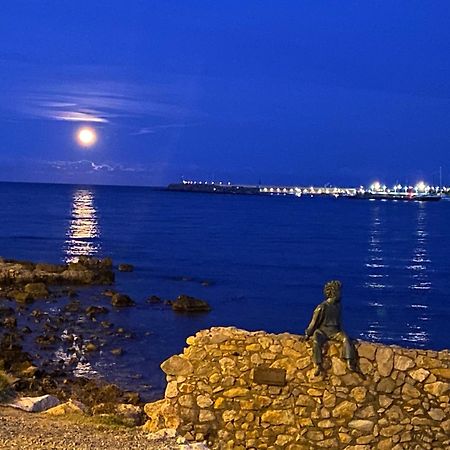 Orsa-Atico Con Vista Al Mar Y Piscina Appartement L' Escala Buitenkant foto